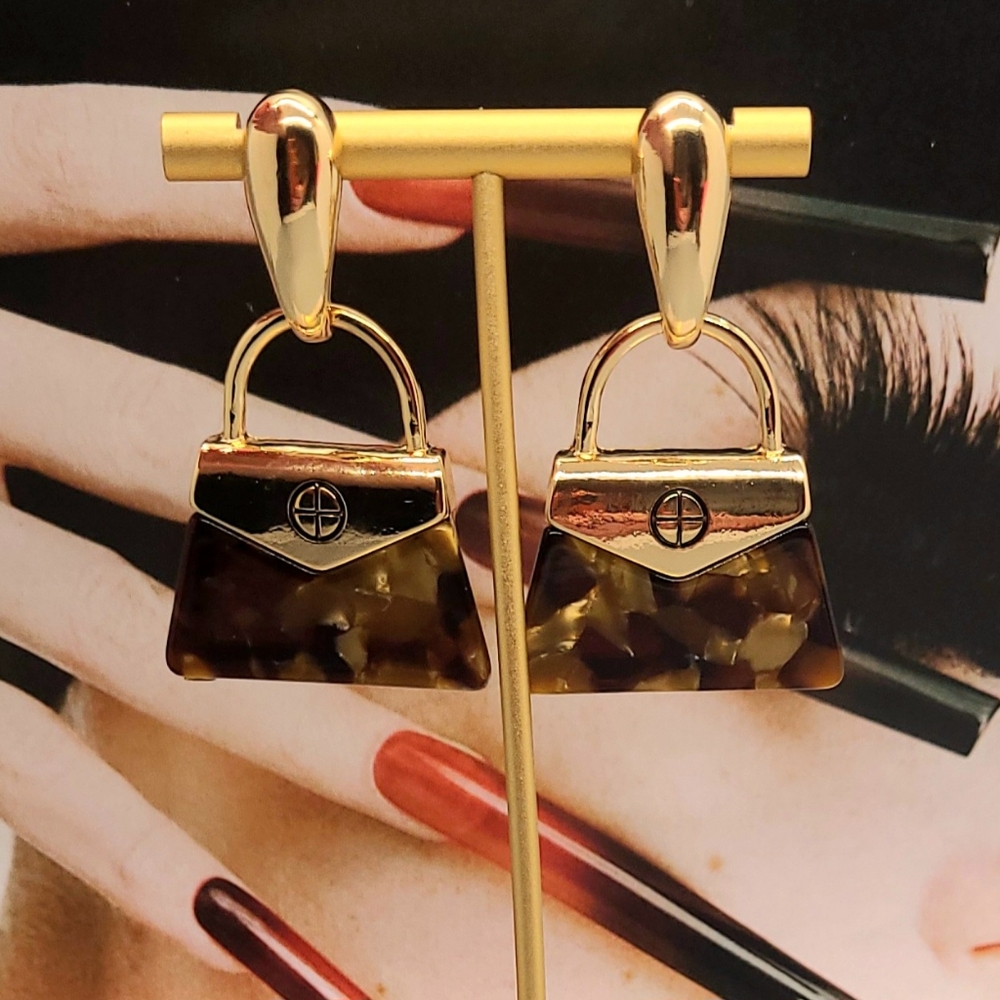 NWT Tortoise Shell Doorknocker Style Luxury Gold Dangle Earrings - Picture 4 of 12